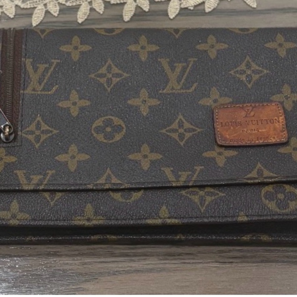 Louis Vuitton Brown Monogram Clutch